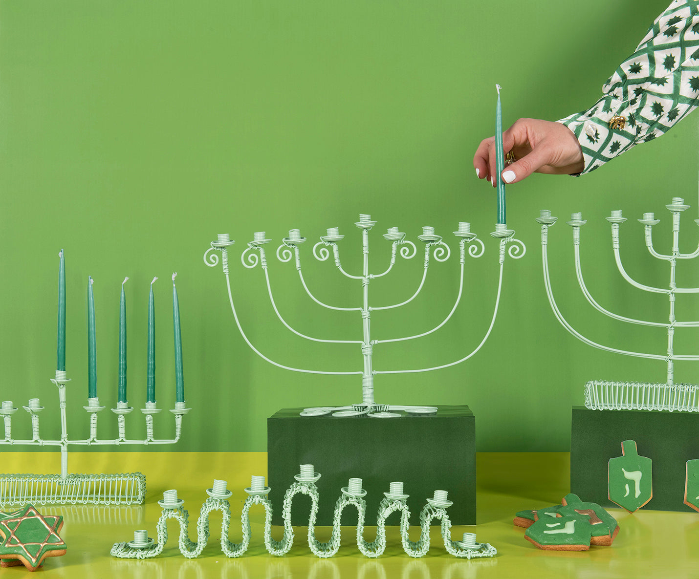 LICHT - ROUND MENORAH